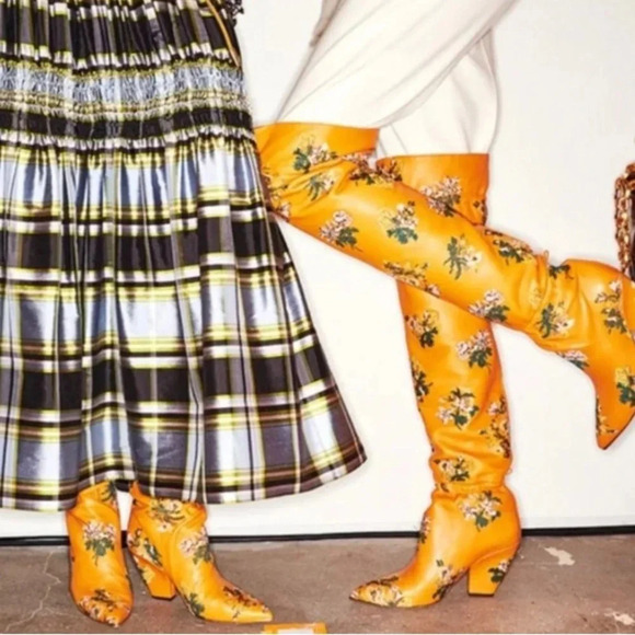 Tory Burch Shoes - ‼️TORY BURCH boots‼️